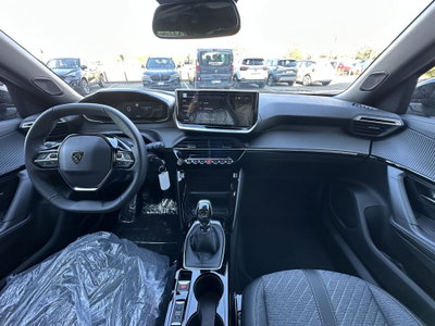 Peugeot 2008 1.2 puretech Active s&s 100cv (9)