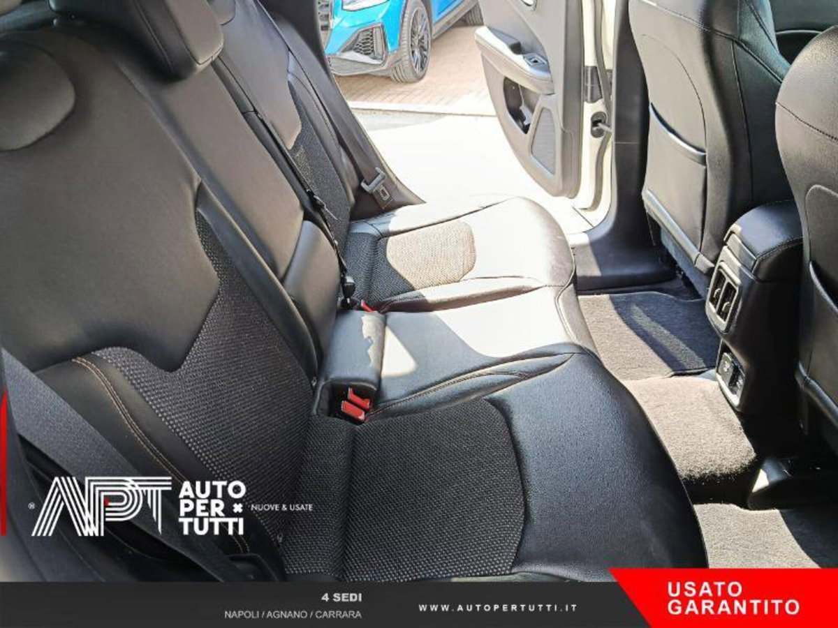 Jeep Compass 2.0 Multijet II 4WD Limited (17)