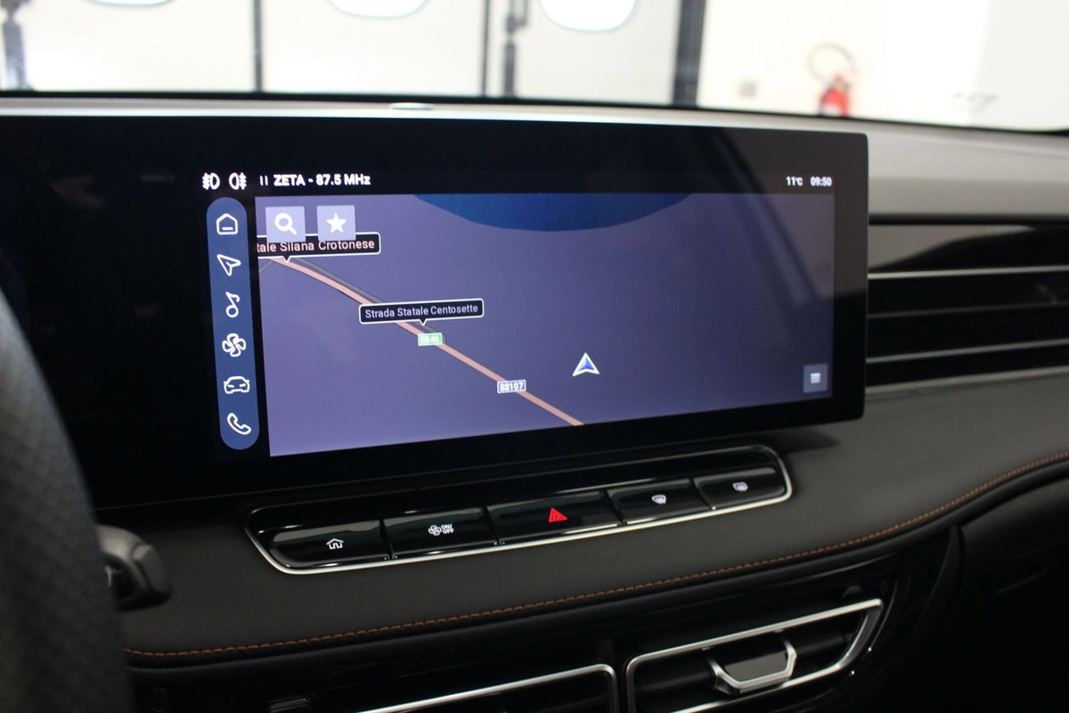 Mg HS 1.5 hybrid+ Comfort auto (16)