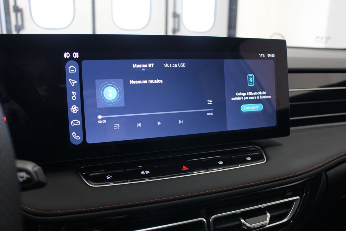 Mg HS 1.5 hybrid+ Comfort auto (17)
