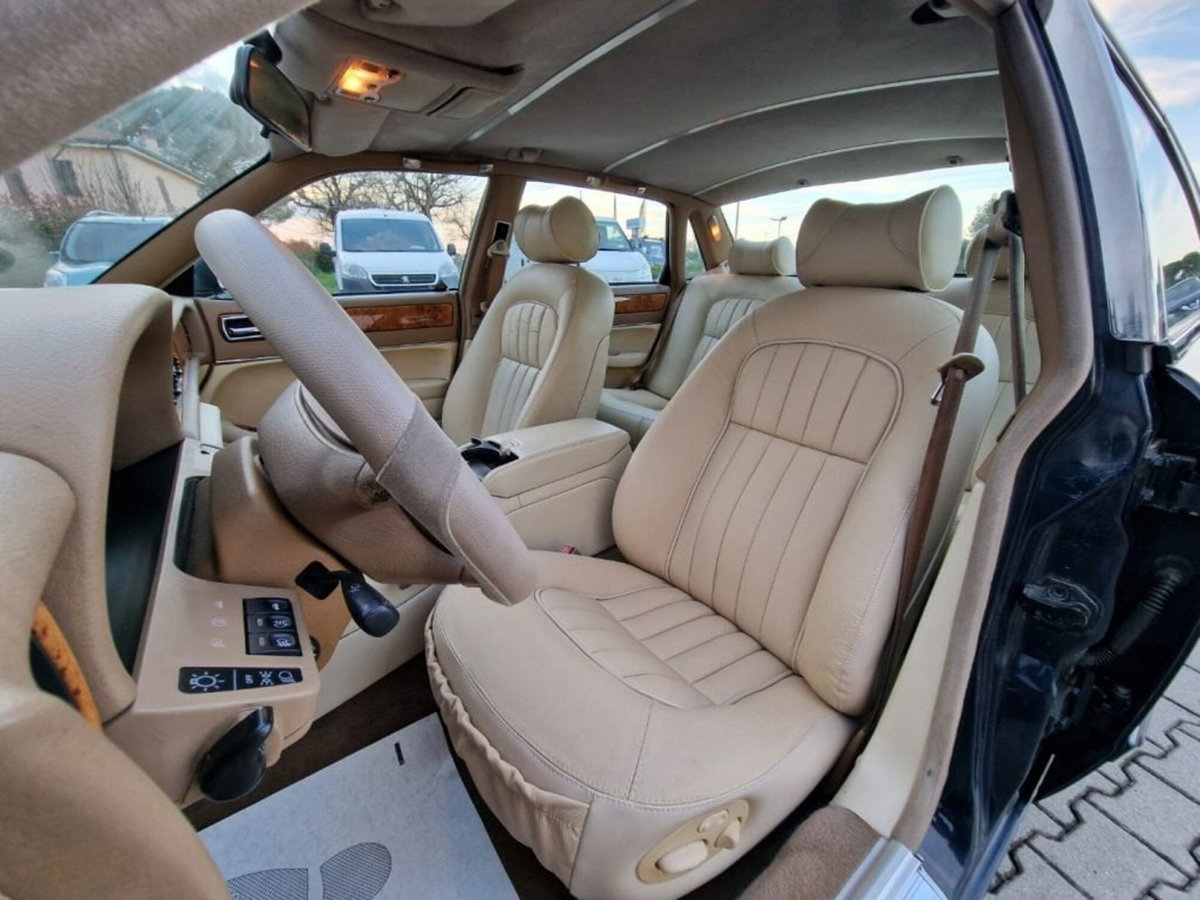 Jaguar XJ 4.0 cat Executive (15)