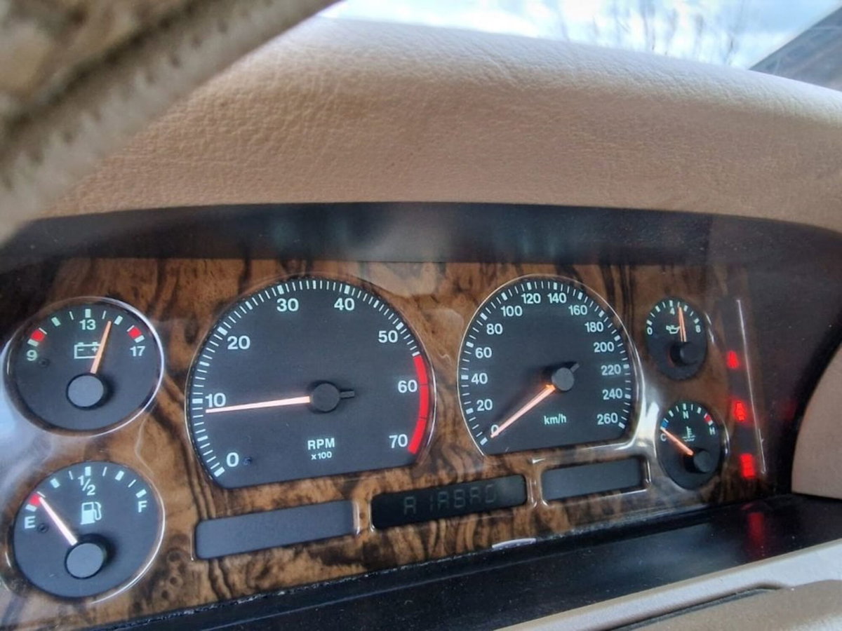 Jaguar XJ 4.0 cat Executive (20)