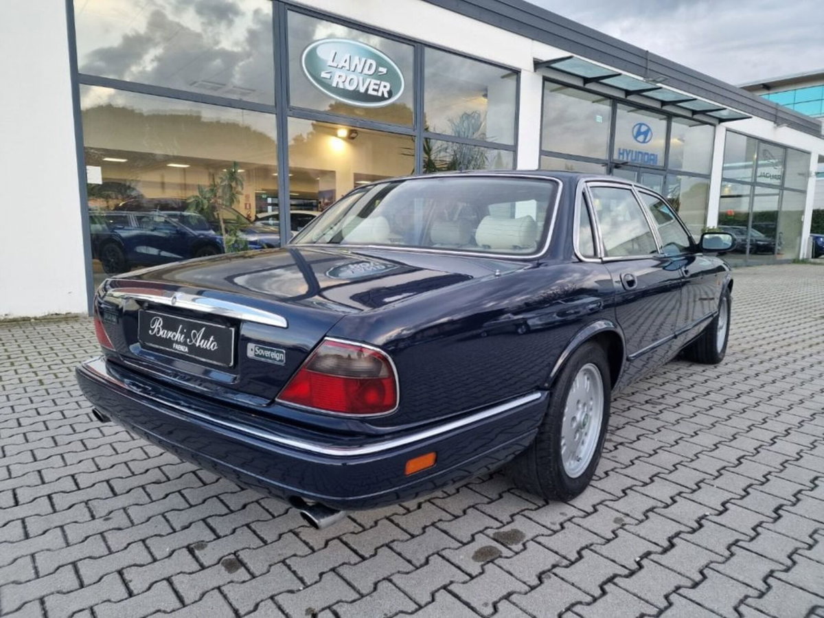Jaguar XJ 4.0 cat Executive (5)