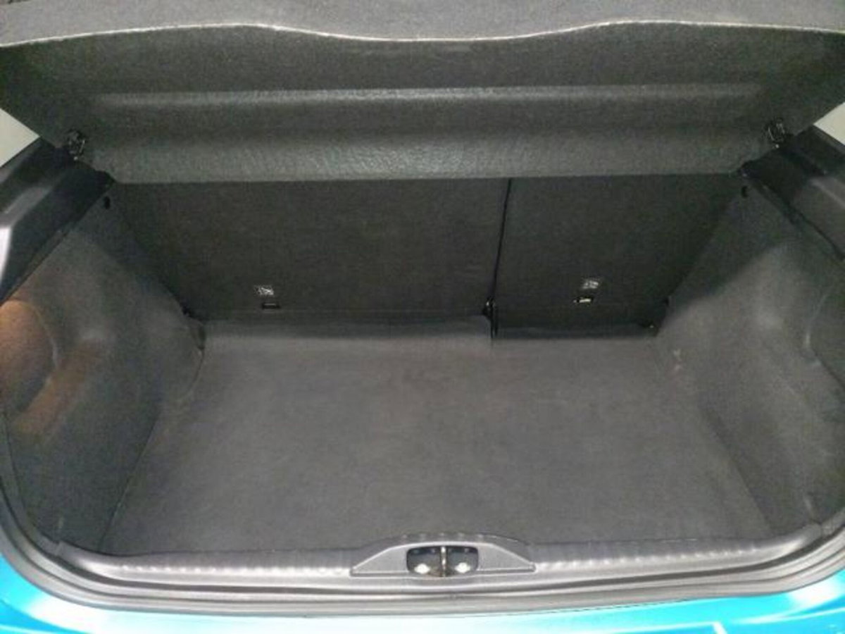 Citroen C3 BlueHDi 100 S&S Feel Pack (15)