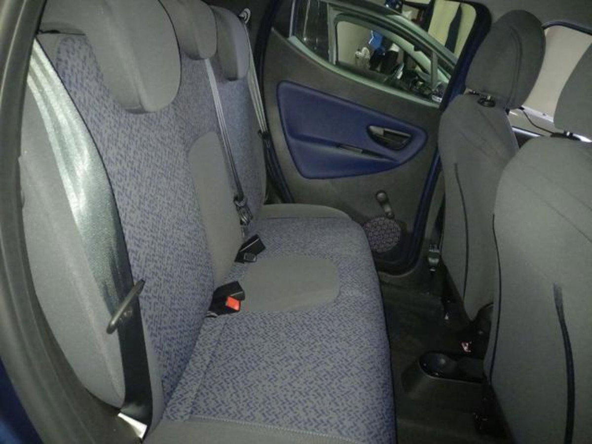 Lancia Ypsilon 1.0 FireFly 5 porte S&S Hybrid Ecochic A. Ferretti (14)
