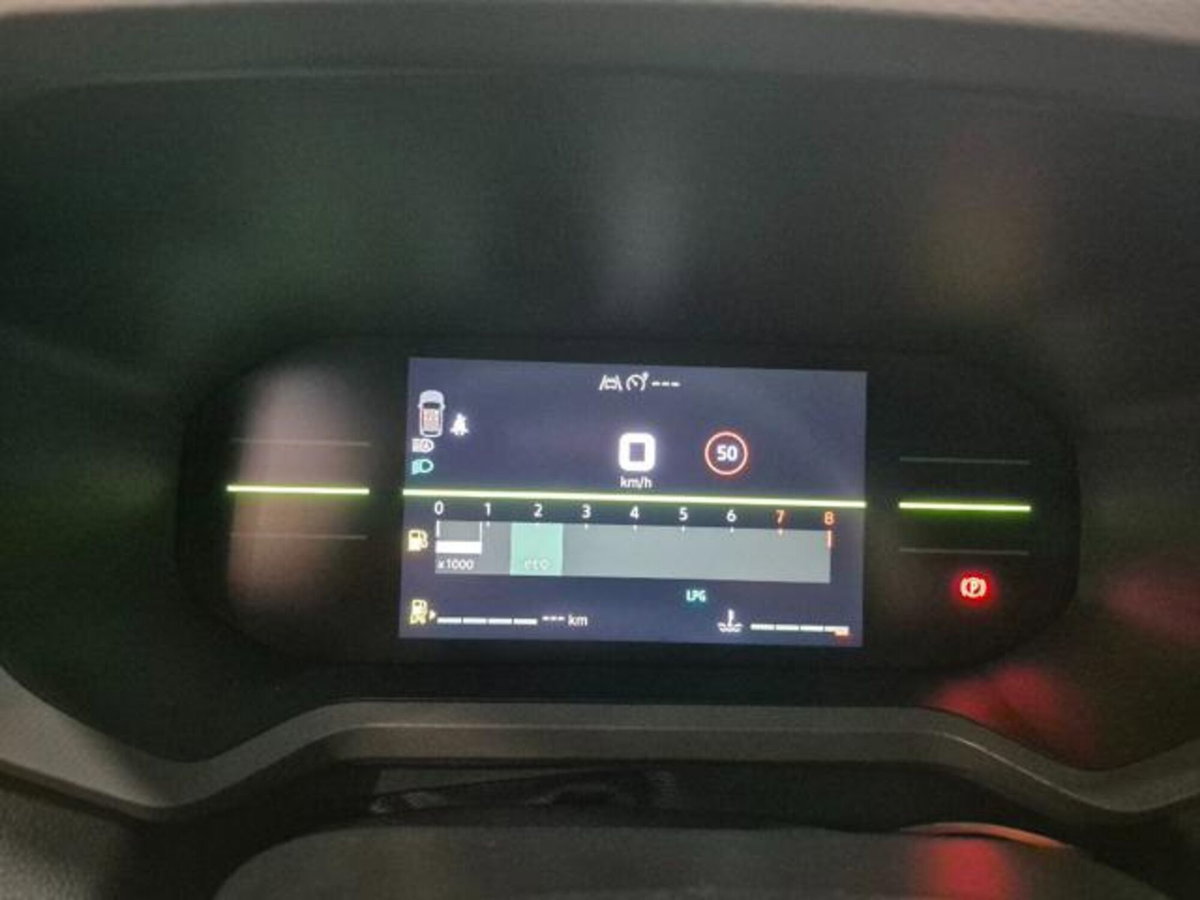 Dacia Duster 1.0 Eco-G Extreme 100cv (16)