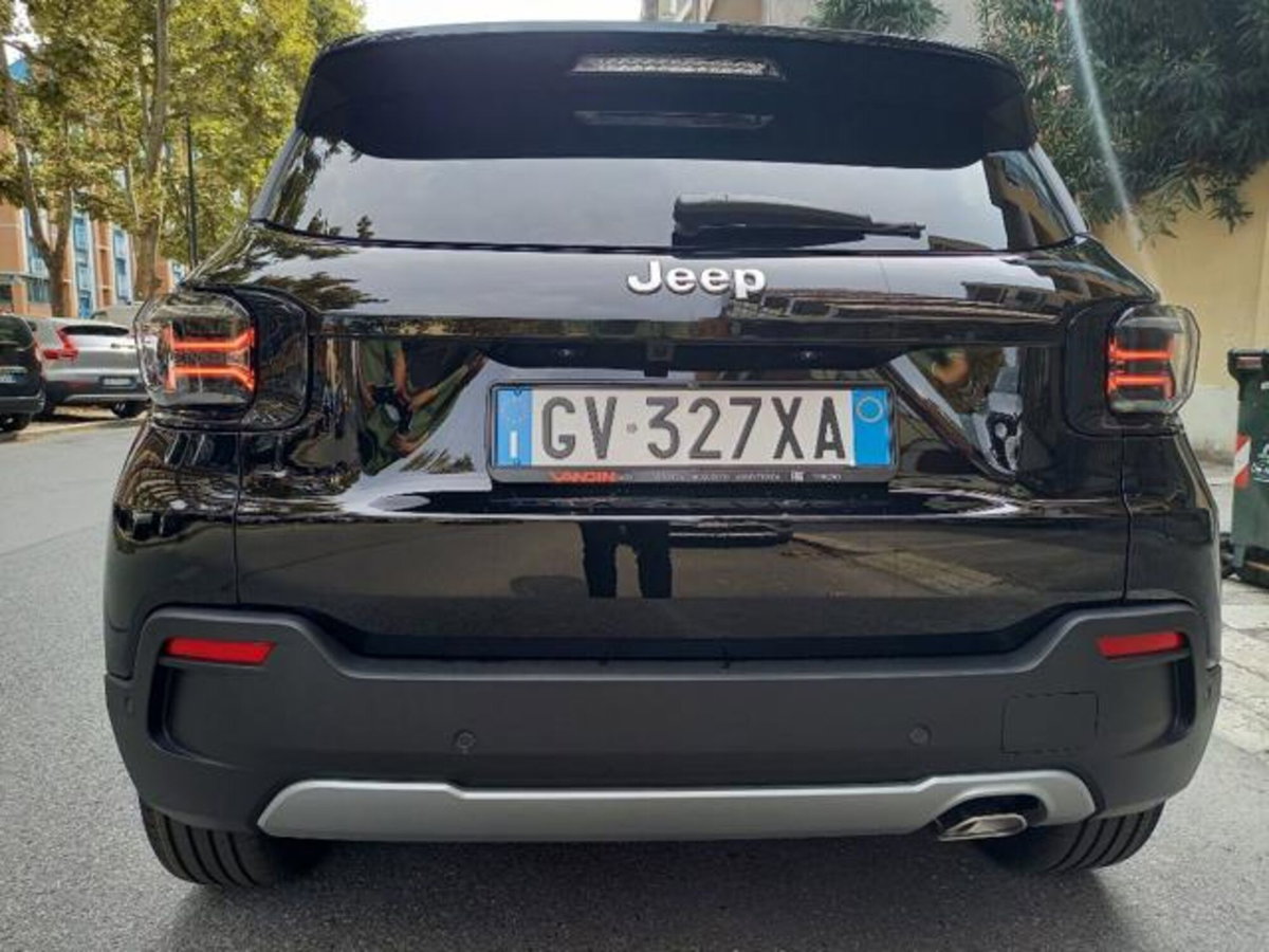 Jeep Avenger 1.2 turbo Summit fwd 100cv (7)