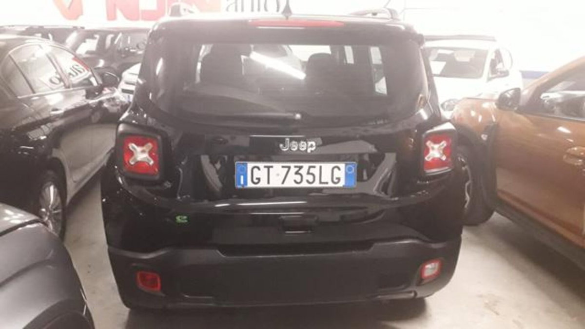 Jeep Renegade 1.5 Turbo T4 MHEV Limited (4)