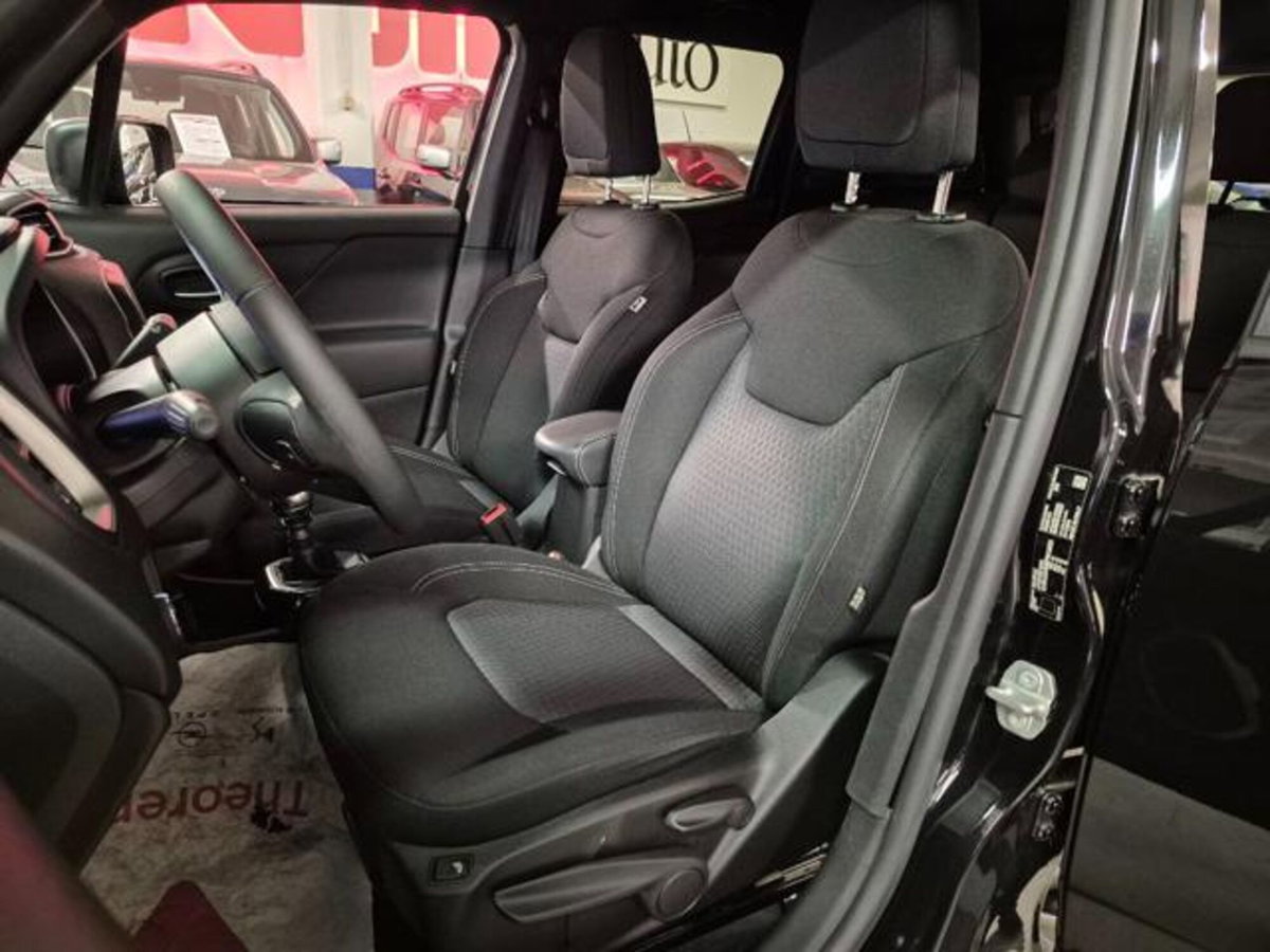 Jeep Renegade 1.0 T3 80th Anniversary (18)