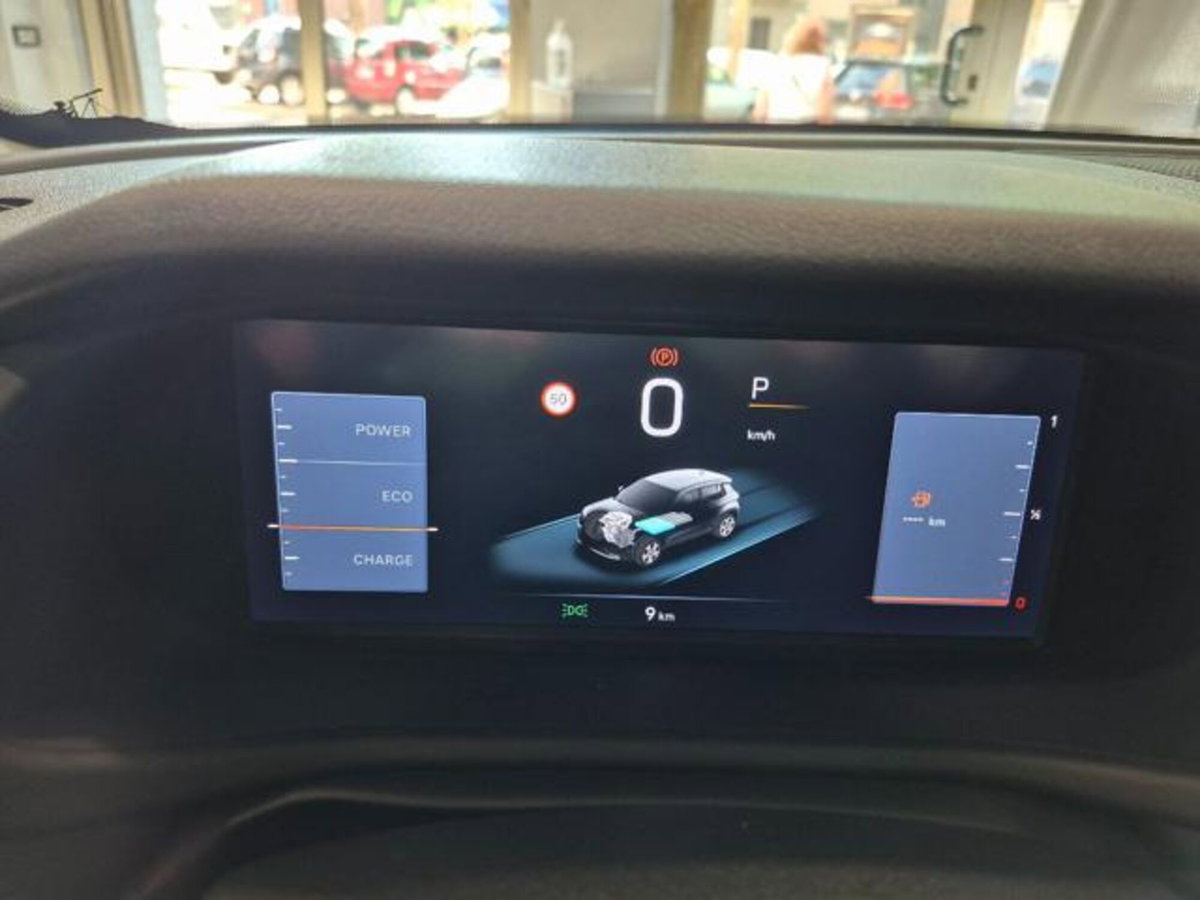 Jeep Avenger 1.2 turbo e-hybrid mhev Summit fwd 110cv edct6 (13)