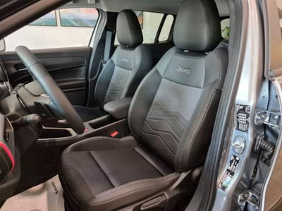 Jeep Avenger 1.2 turbo e-hybrid mhev Summit fwd 110cv edct6 (15)