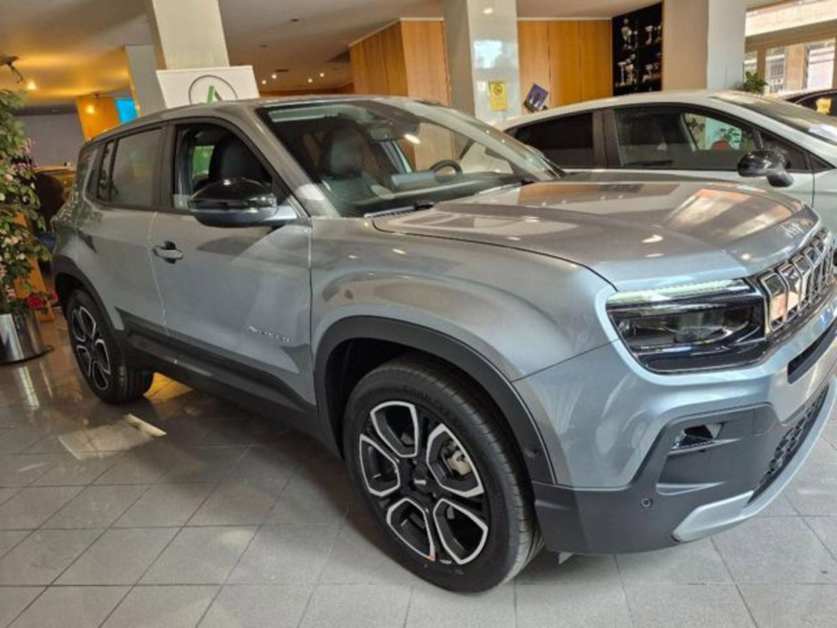 Jeep Avenger 1.2 turbo e-hybrid mhev Summit fwd 110cv edct6 (6)
