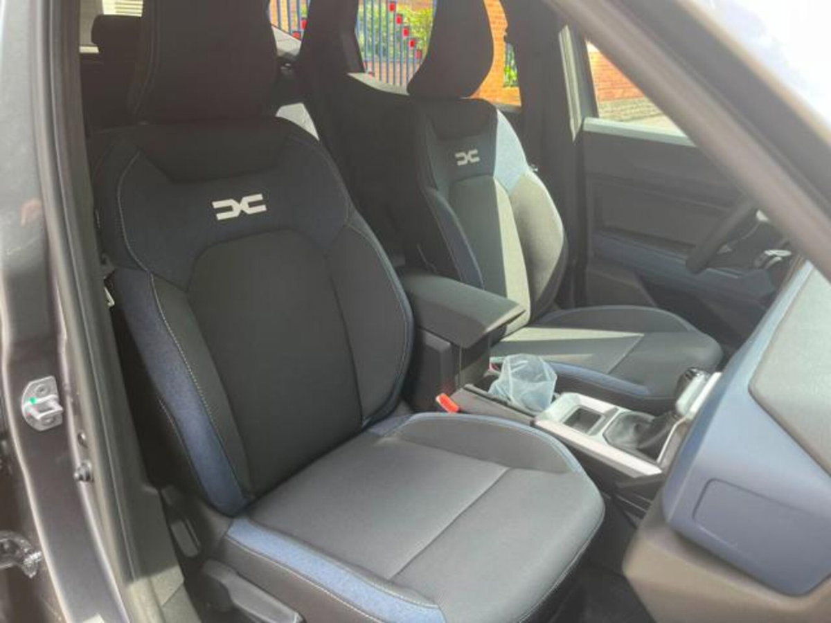 Dacia Duster 1.0 Eco-G Journey 100cv (15)