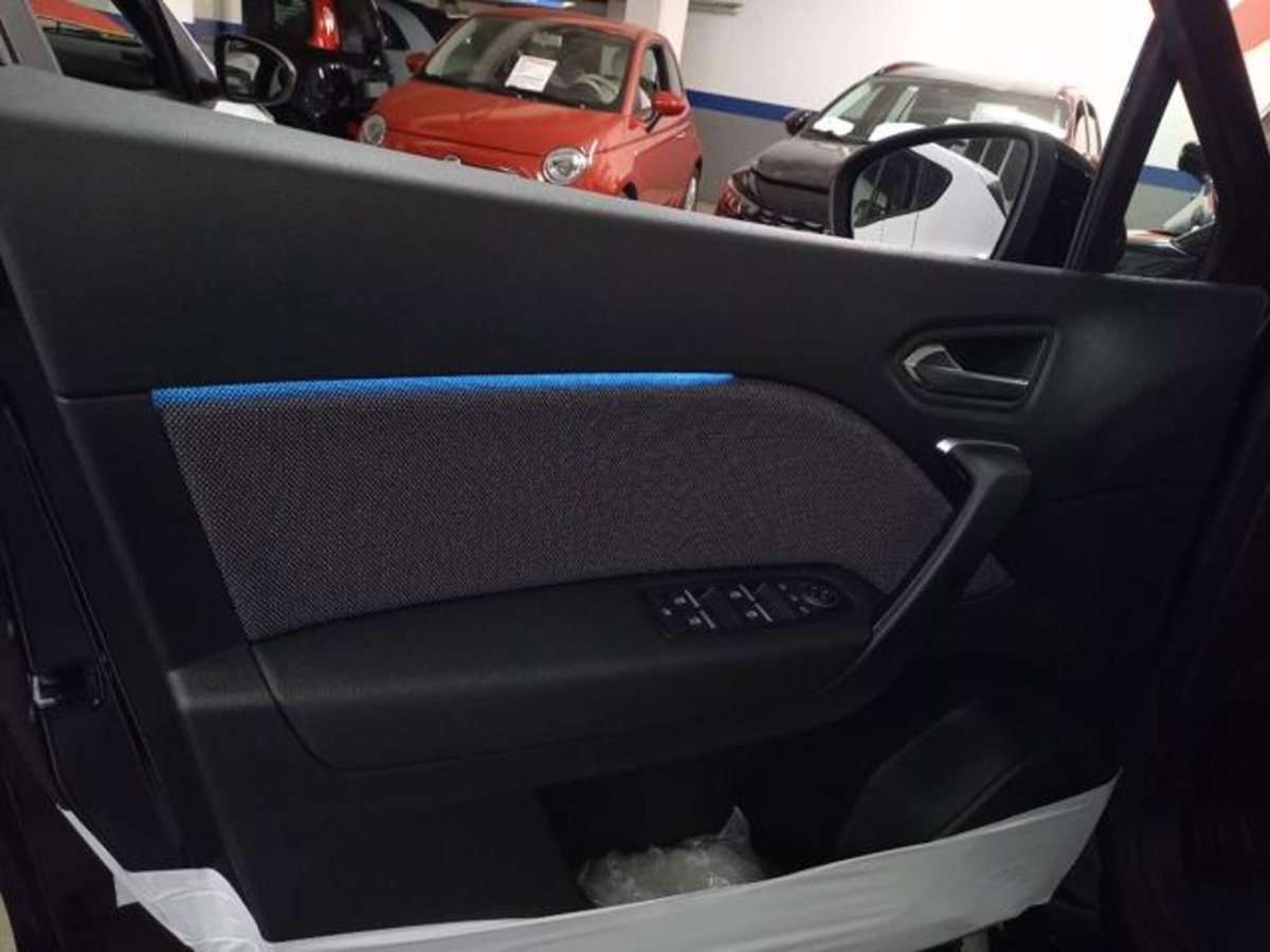 Renault Captur 1.0 eco-g Techno 100cv (14)