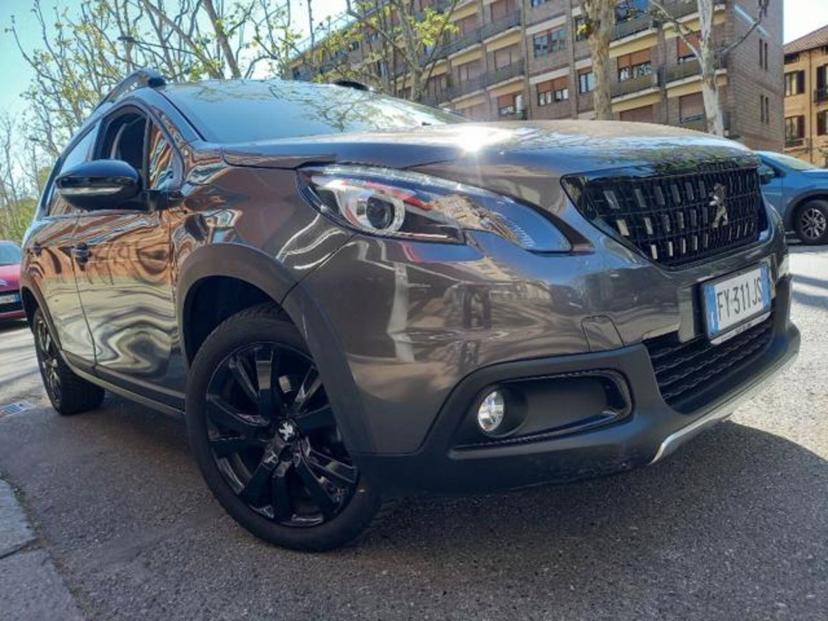 Peugeot 2008 BlueHDi 100 S&S GT Line (3)