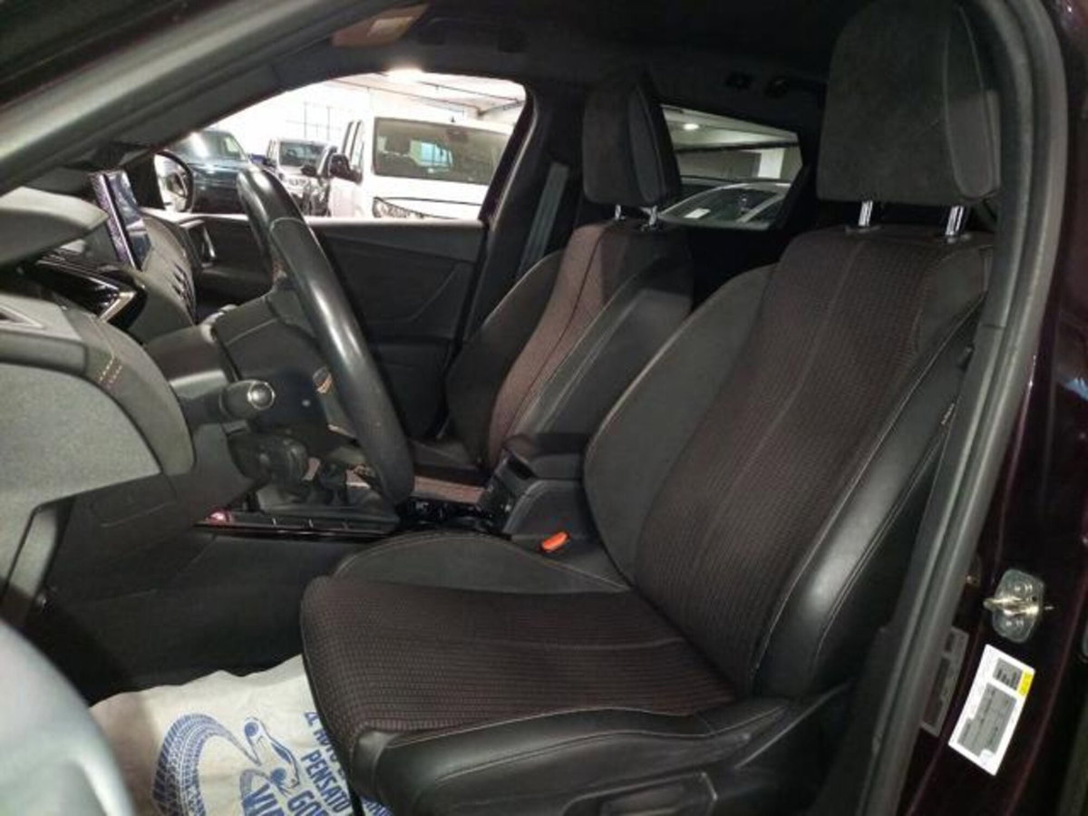 Ds DS 3 DS 3 Crossback PureTech 100 Performance Line (17)