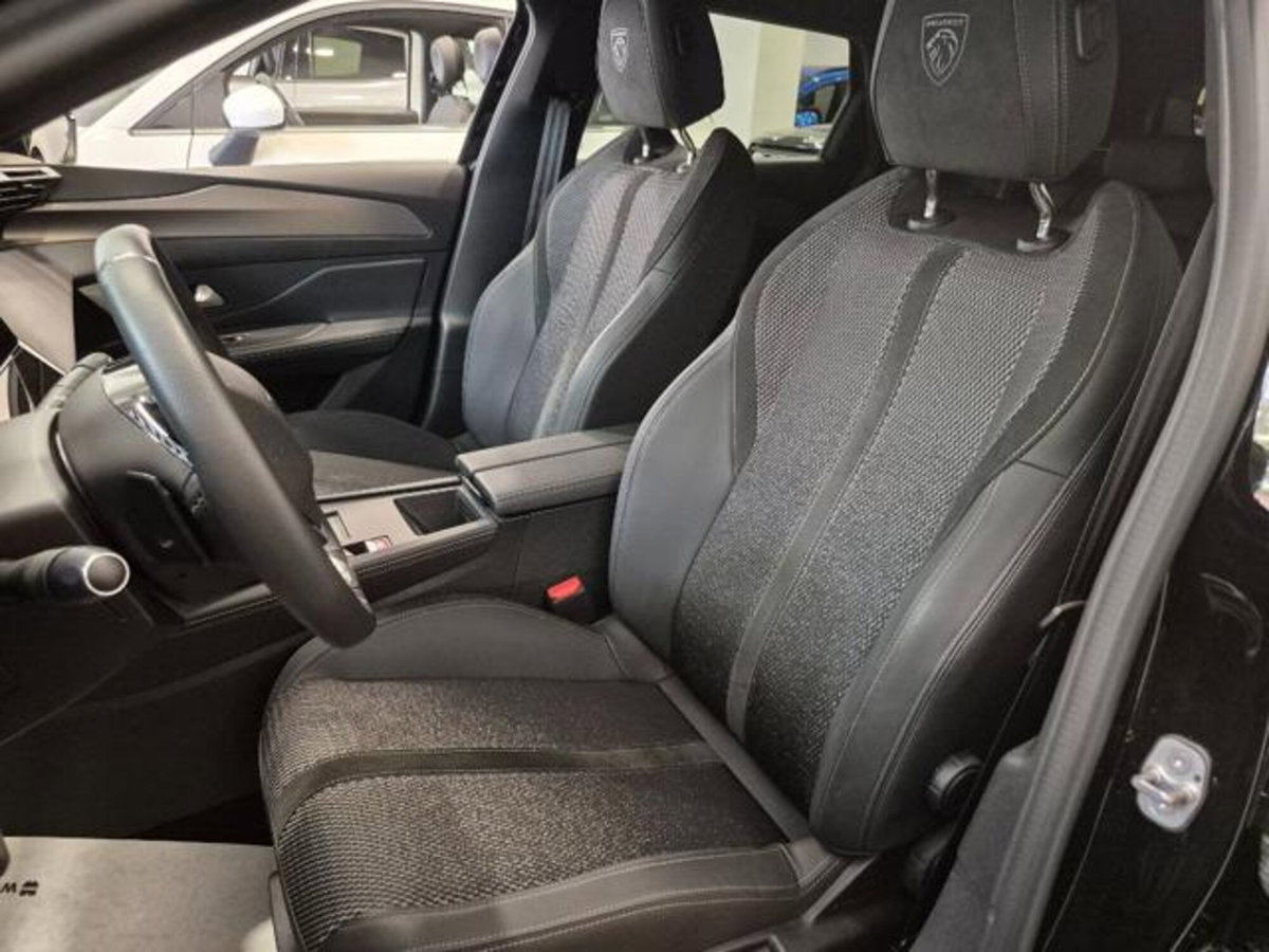 Peugeot 308 SW PureTech Turbo 130 S&S EAT8 GT Pack (12)