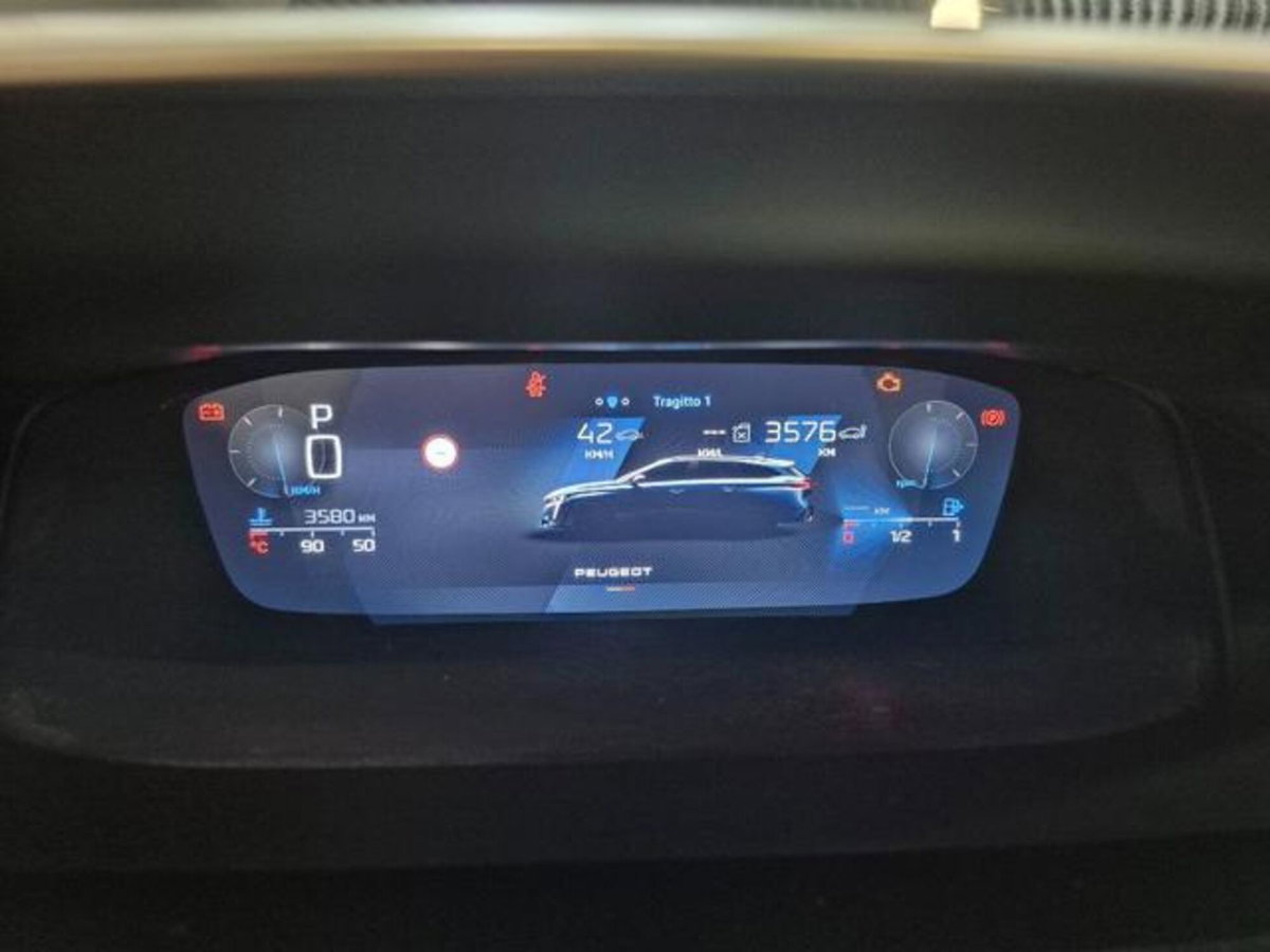 Peugeot 308 SW PureTech Turbo 130 S&S EAT8 GT Pack (9)