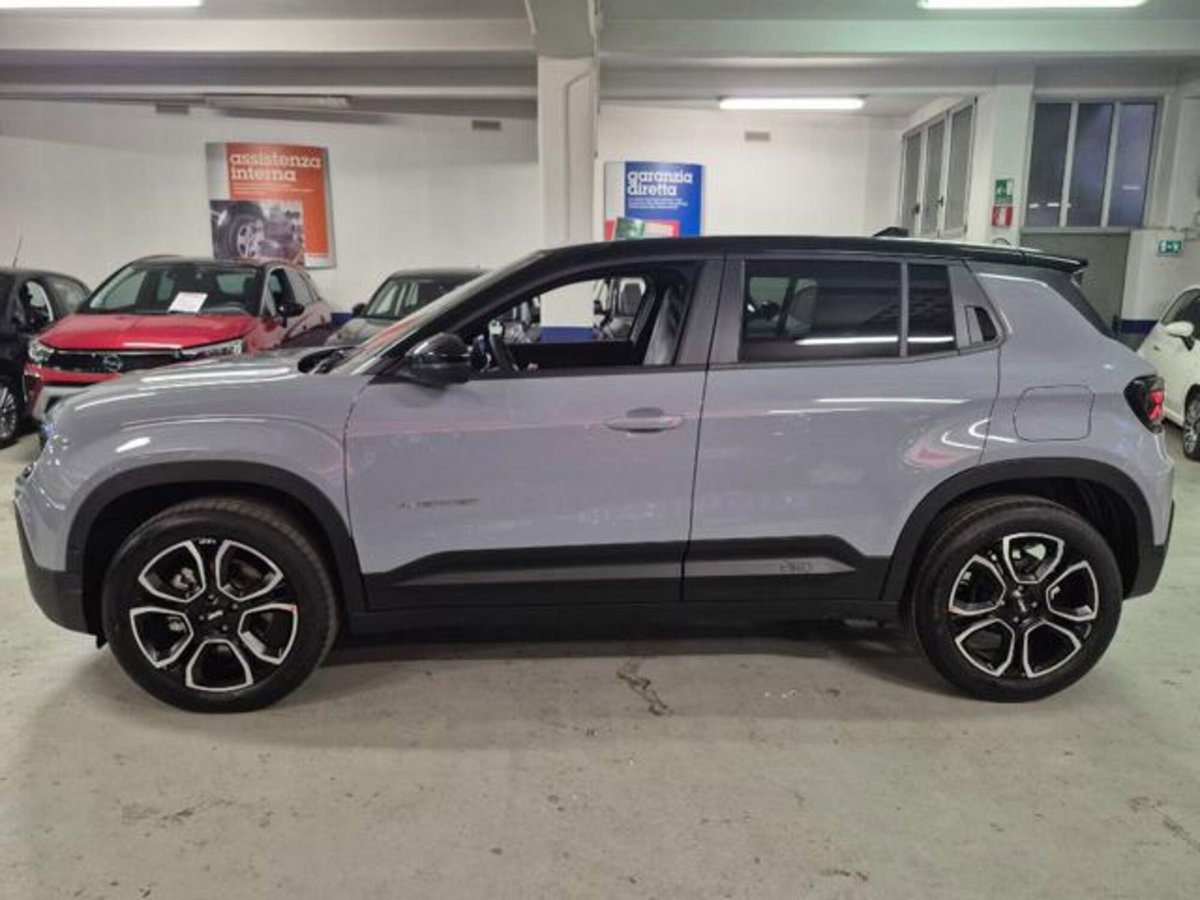 Jeep Avenger 1.2 turbo Summit fwd 100cv (4)