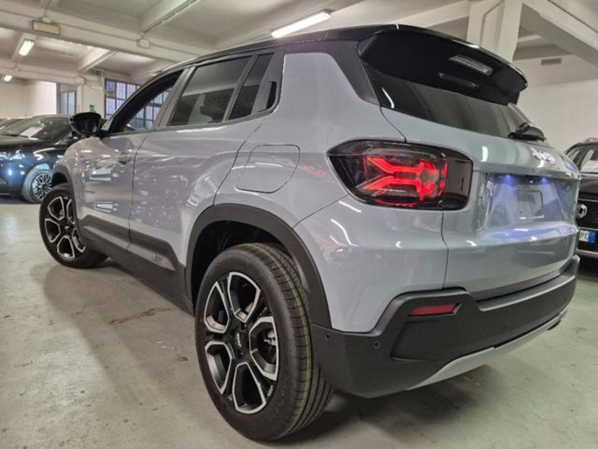 Jeep Avenger 1.2 turbo Summit fwd 100cv (7)