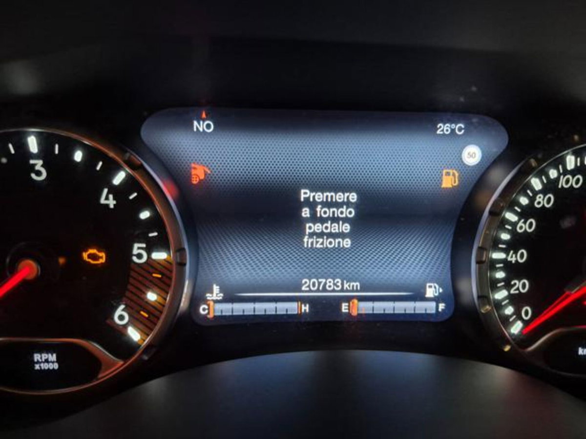 Jeep Renegade 1.6 Mjt 130 CV Limited (13)