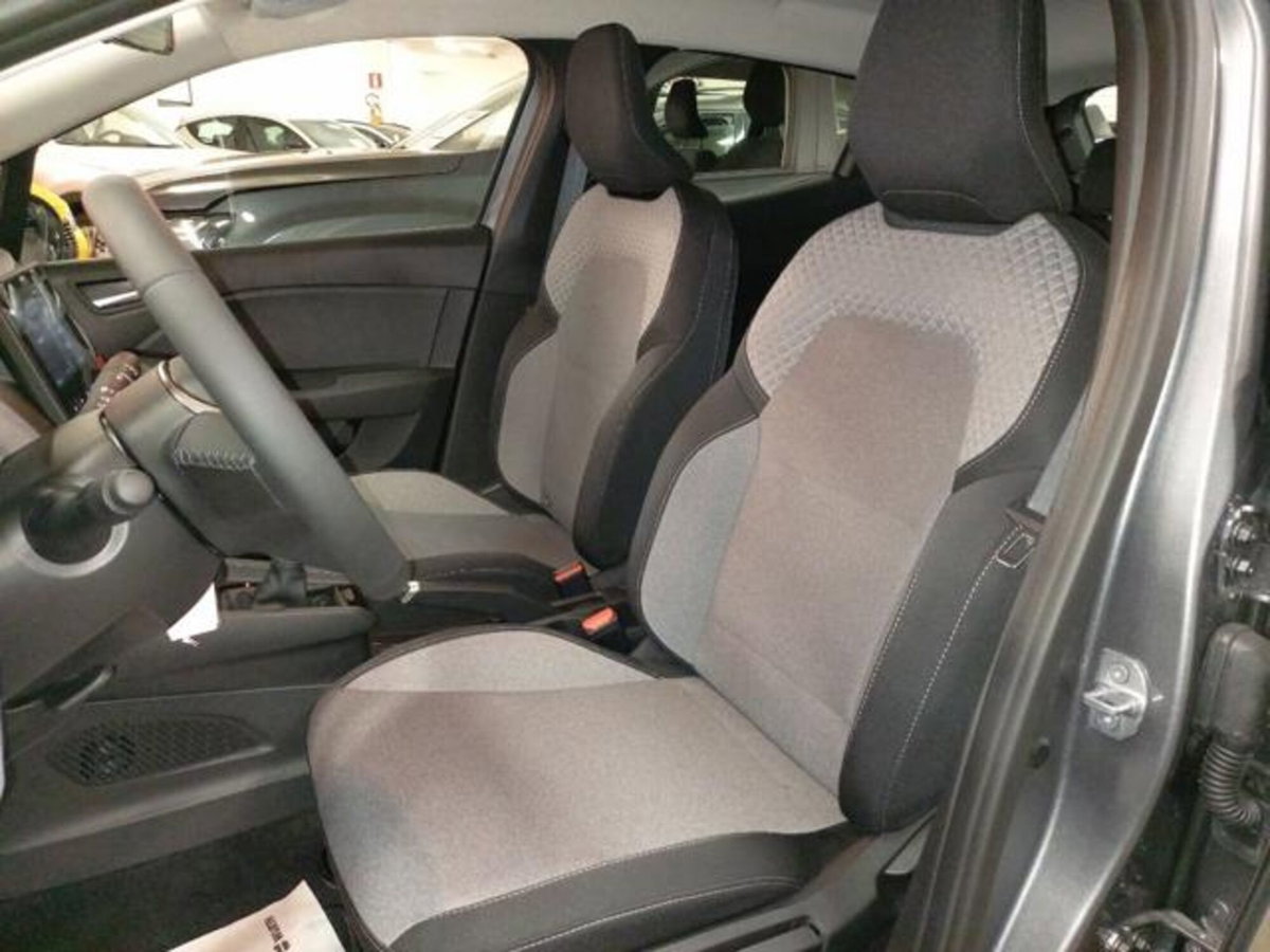 Renault Clio 1.0 eco-g Evolution 100cv (14)
