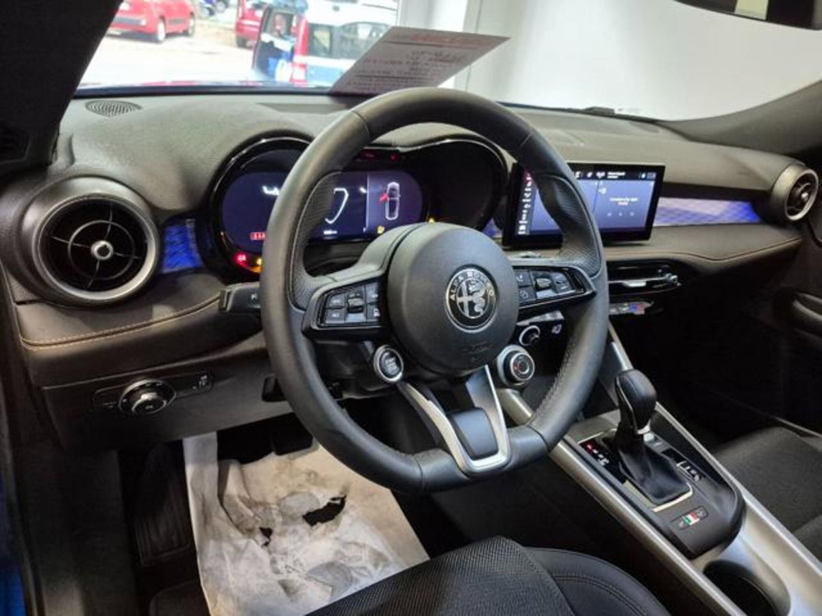 Alfa Romeo Tonale 1.6 Sprint 130cv tct6 (14)