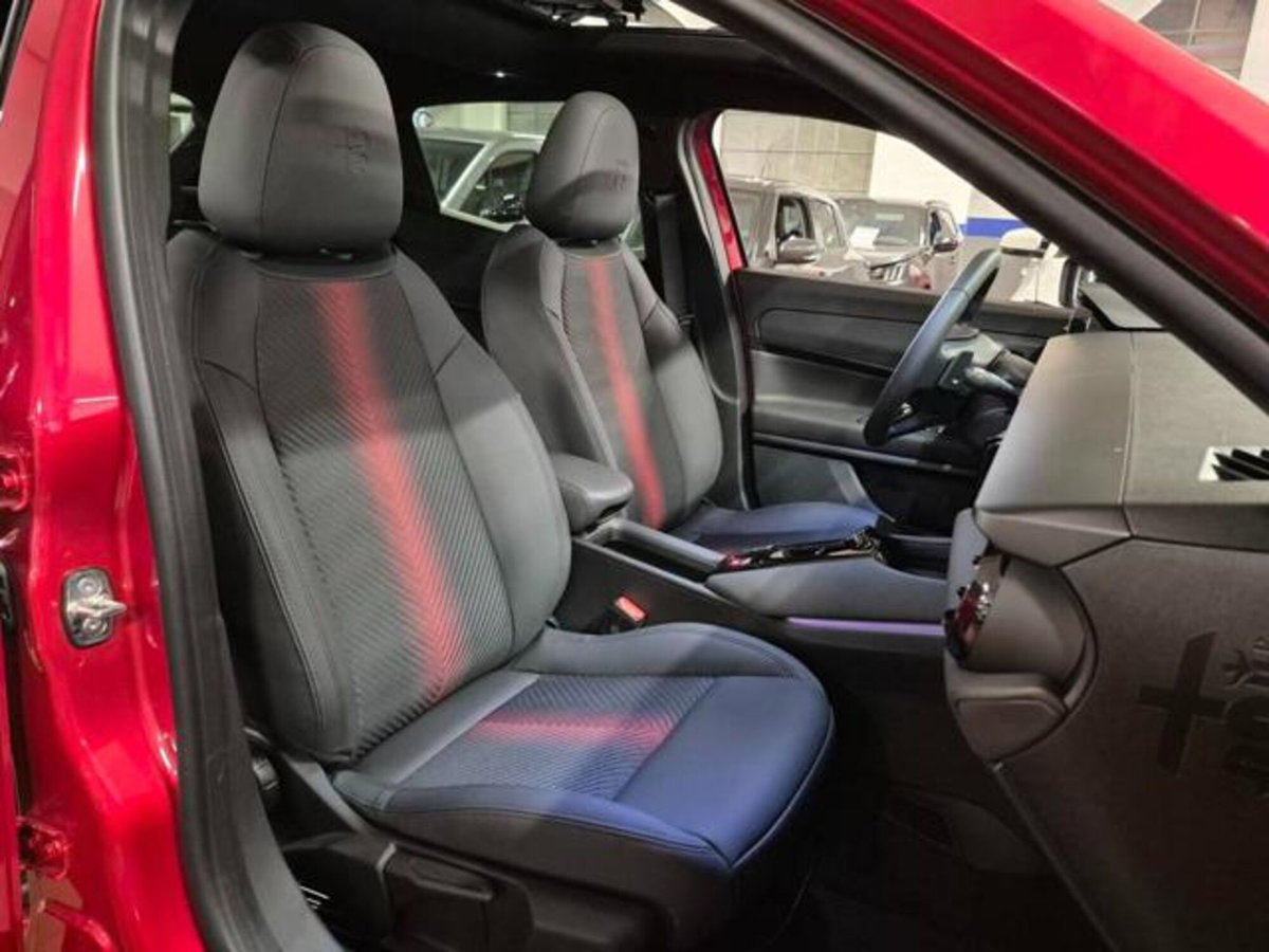 Alfa Romeo Junior 1.2 ibrida Speciale 145cv edct6 (17)
