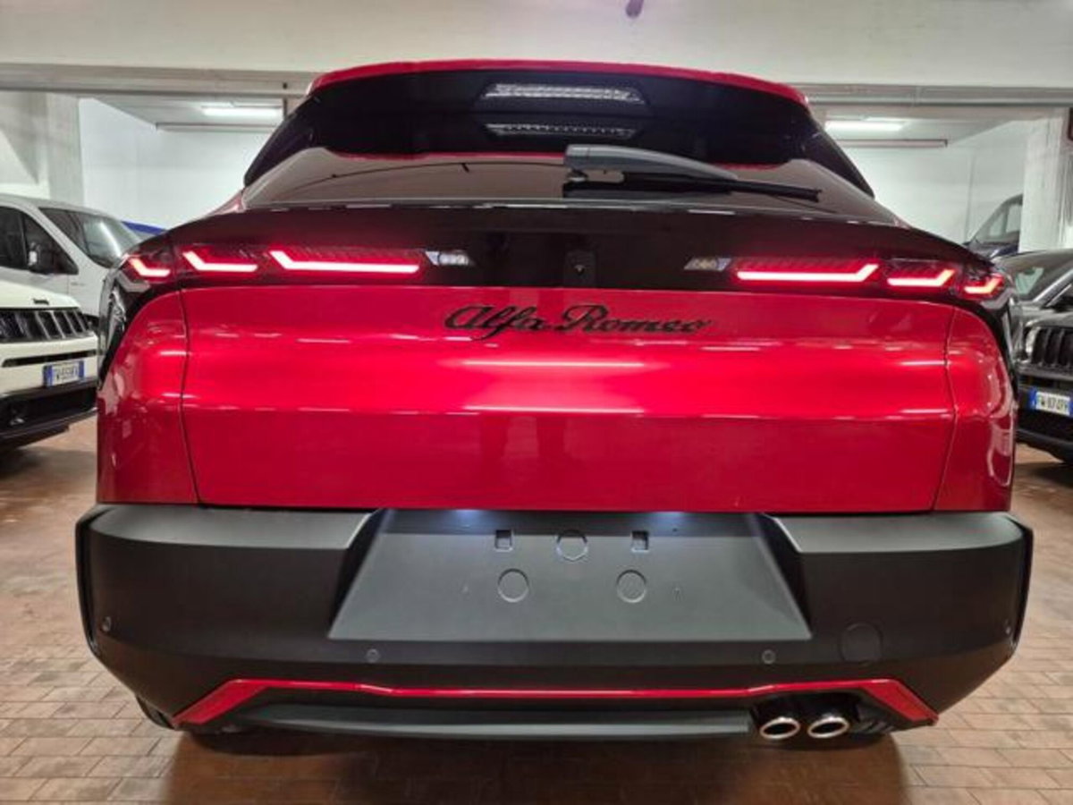 Alfa Romeo Junior 1.2 ibrida Speciale 145cv edct6 (9)