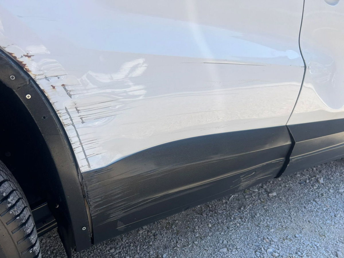 Volkswagen Tiguan 2.0 TSI 4MOTION R-Line (19)