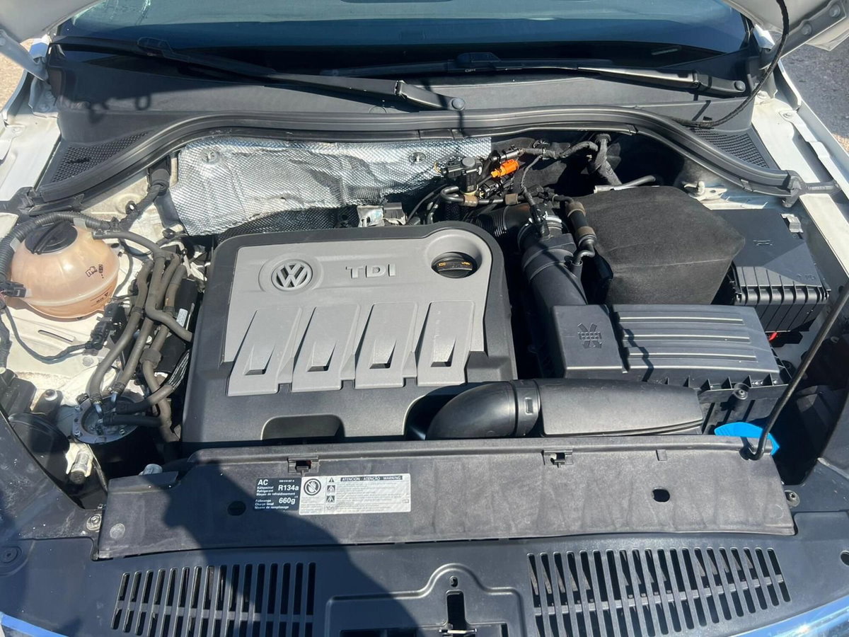 Volkswagen Tiguan 2.0 TSI 4MOTION R-Line (9)