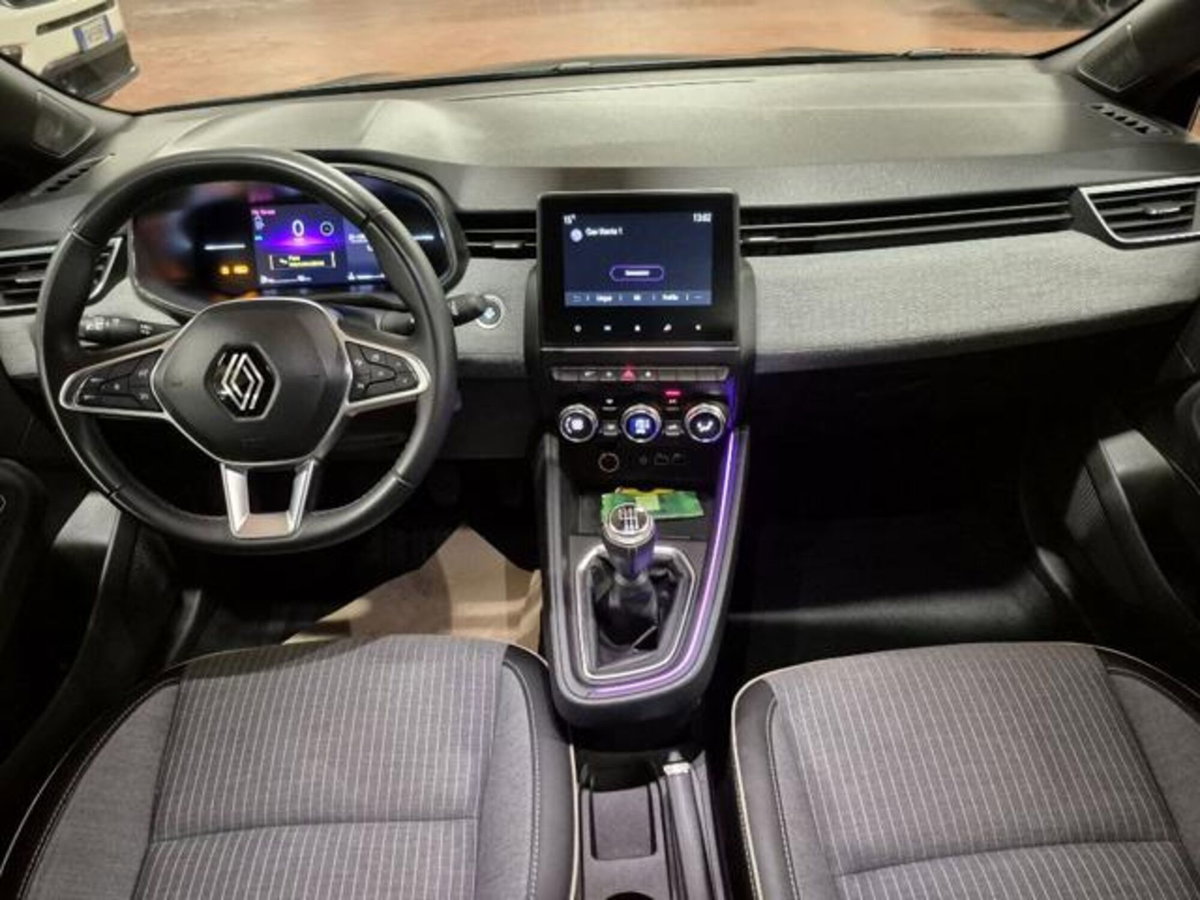 Renault Clio TCe 90 CV 5 porte Techno (15)