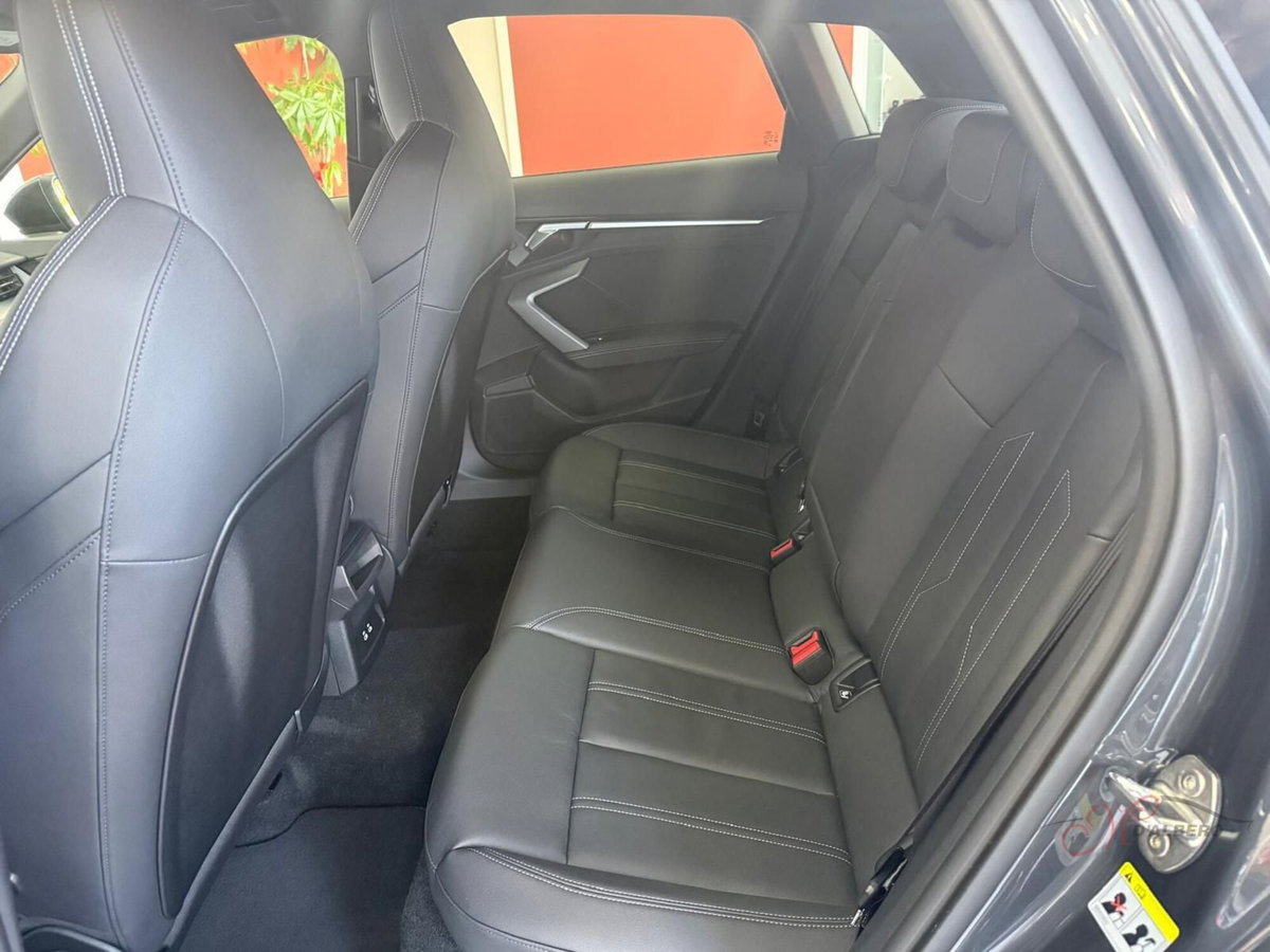 Audi A3 Sportback 35 TDI S tronic S line edition (10)