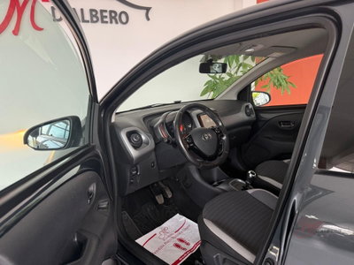 Toyota Aygo 1.0 VVT-i 72 CV 5 porte x-cool MMT (10)