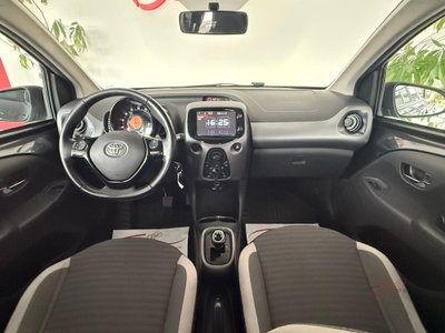 Toyota Aygo 1.0 VVT-i 72 CV 5 porte x-cool MMT (11)