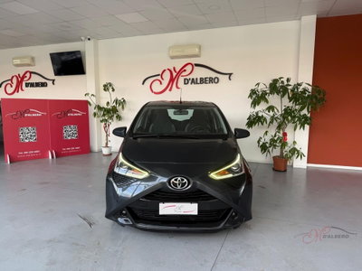 Toyota Aygo 1.0 VVT-i 72 CV 5 porte x-cool MMT (2)