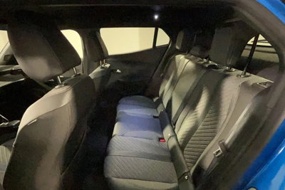 Peugeot 2008 BlueHDi 130 S&S EAT8 Allure Pack (10)