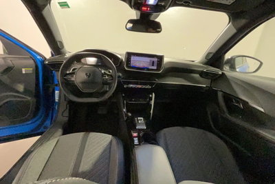 Peugeot 2008 BlueHDi 130 S&S EAT8 Allure Pack (11)