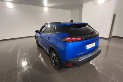 Peugeot 2008 BlueHDi 130 S&S EAT8 Allure Pack (4)