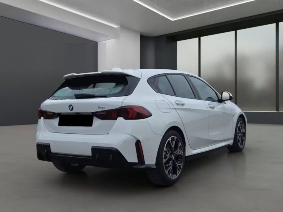 BMW Serie 1 120 48V MSport Pro auto (2)