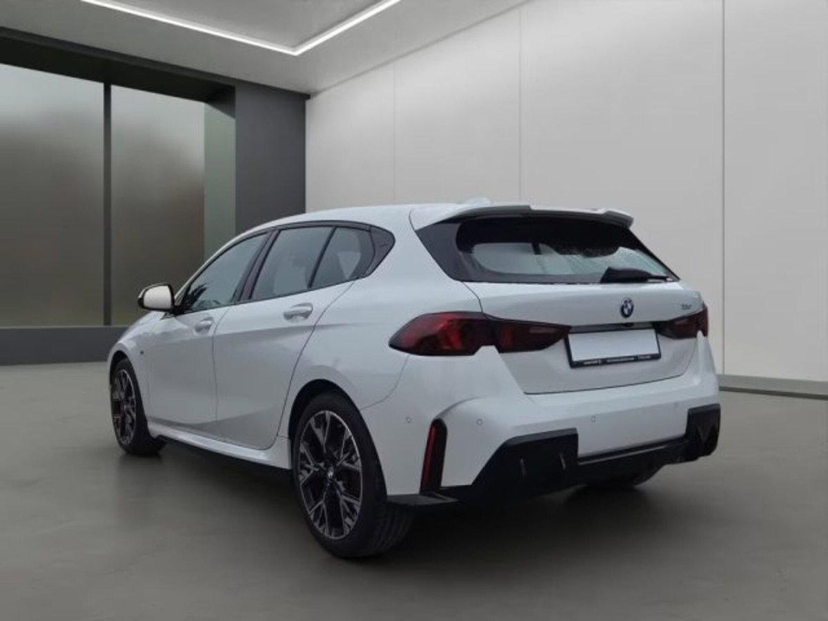 BMW Serie 1 120 48V MSport Pro auto (5)