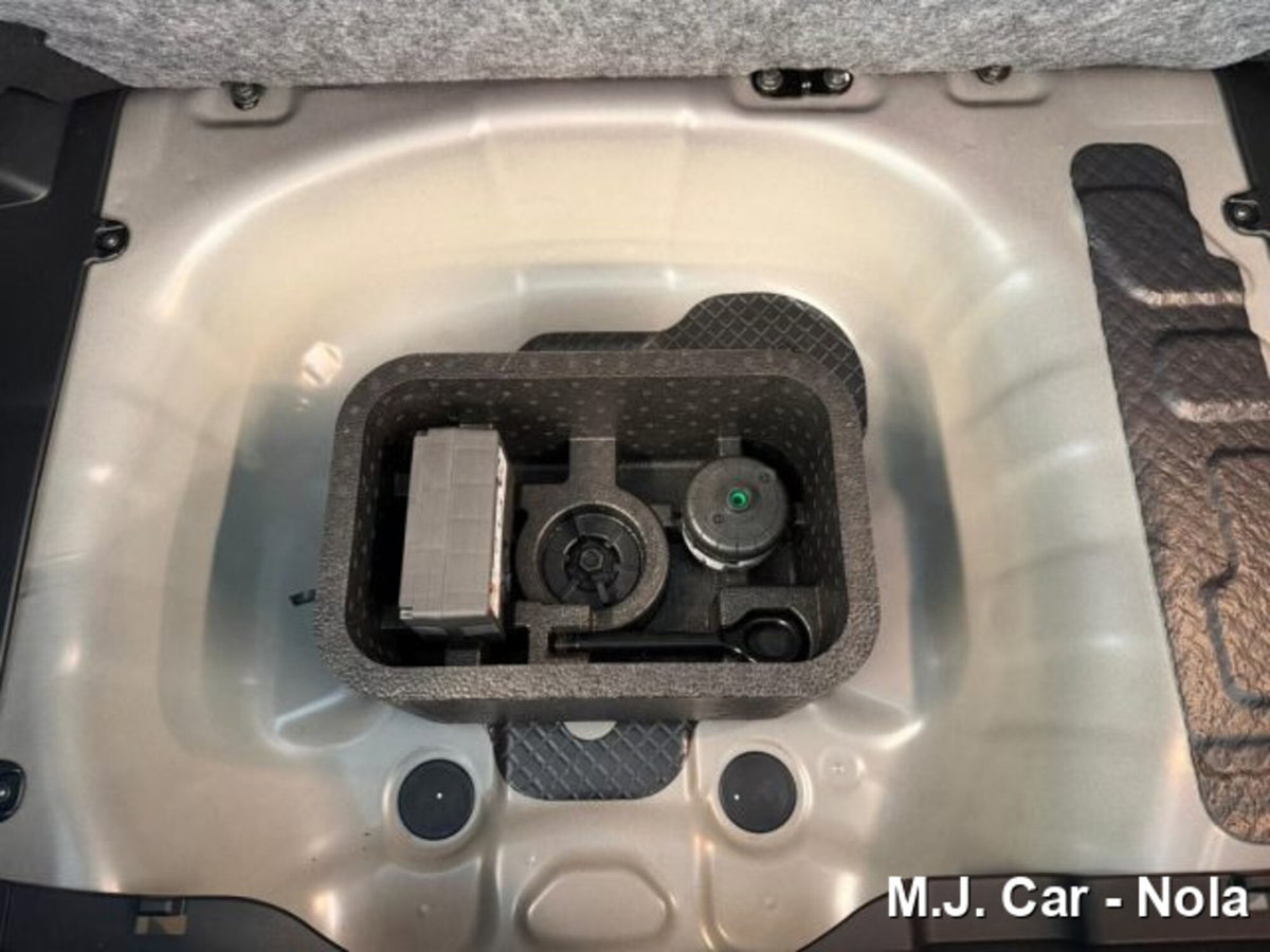 Hyundai i20 1.0 t-gdi 48V Connectline dct (14)