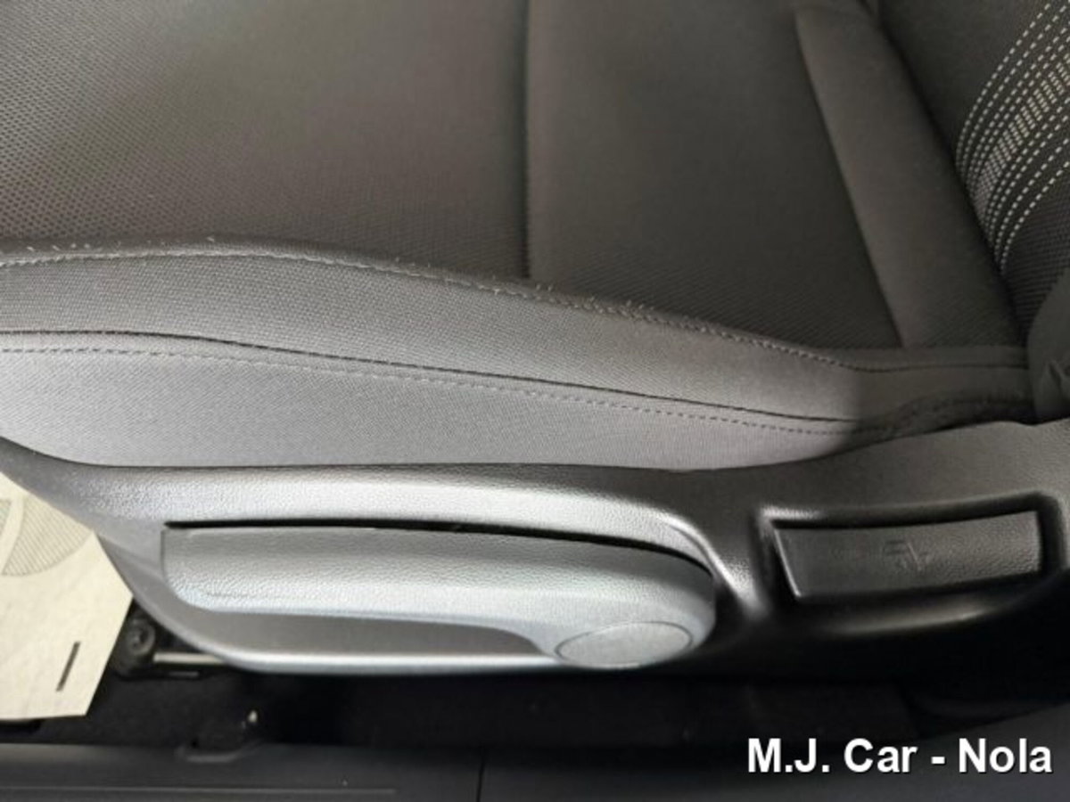 Hyundai Bayon 1.0 t-gdi Xtech 90cv mt (15)