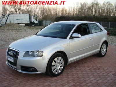 Audi A3 1.6 Ambiente usata