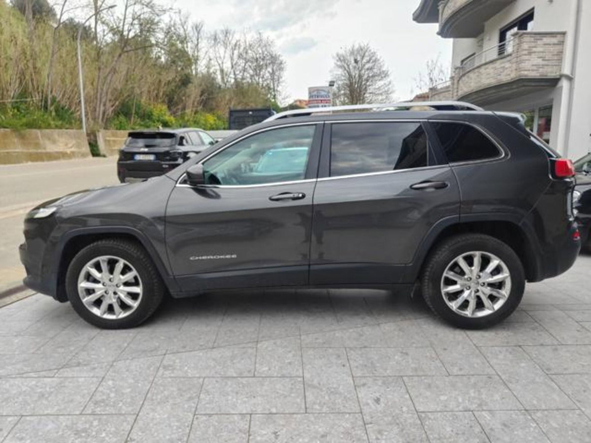Jeep Cherokee 2.2 Mjt II 4WD Active Drive I Limited (6)