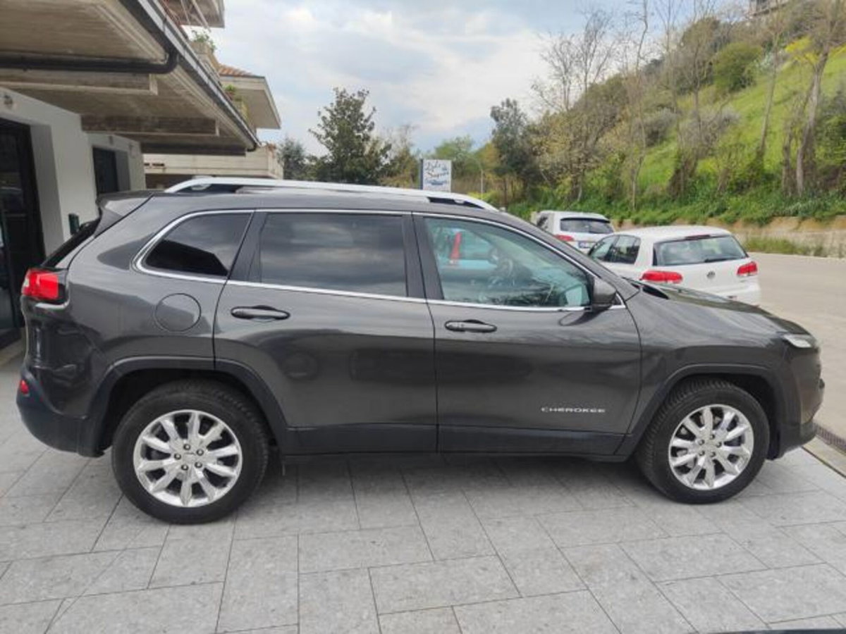 Jeep Cherokee 2.2 Mjt II 4WD Active Drive I Limited (13)
