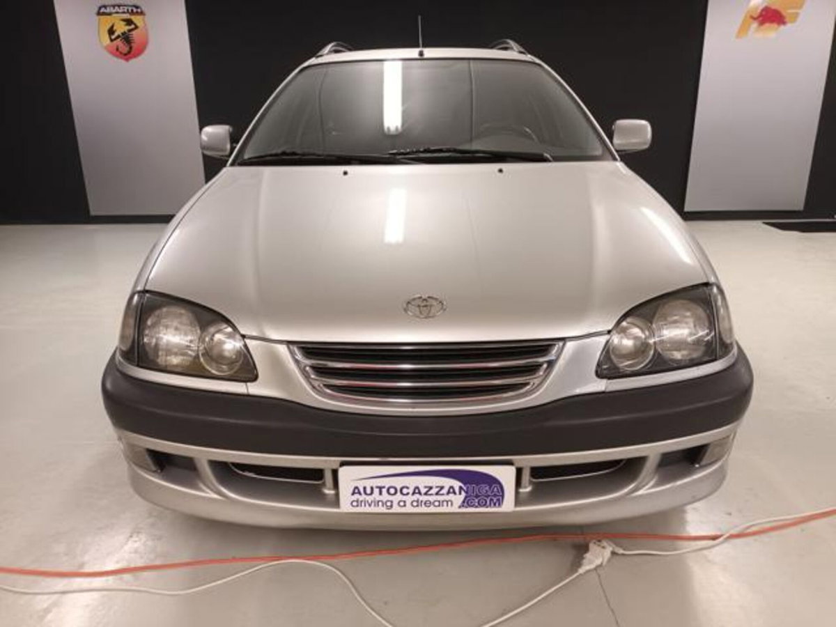 Toyota Avensis Station Wagon 1.6i 16V cat Station Wagon Sol (11)