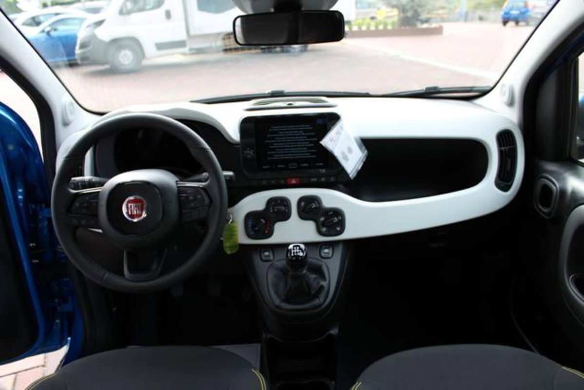 Fiat Panda 1.0 firefly hybrid s&s 70cv (9)