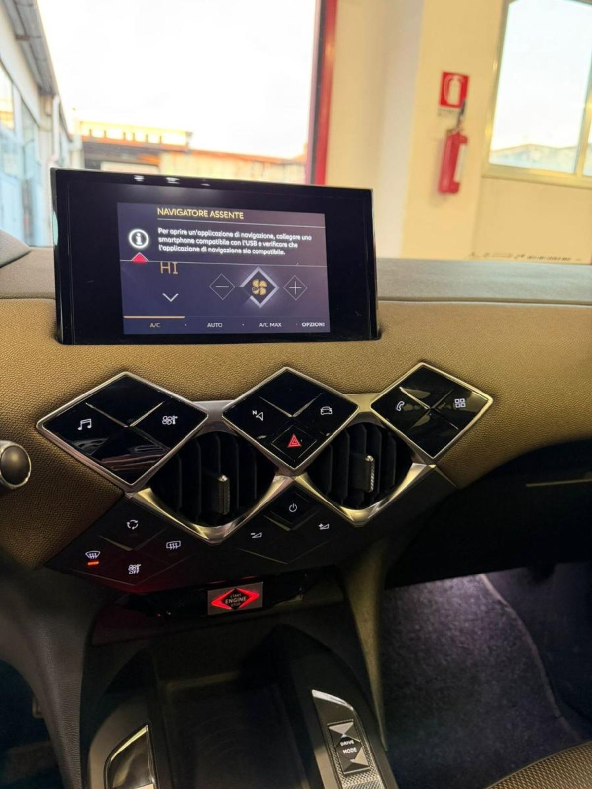 Ds DS 3 DS 3 Crossback BlueHDi 130 aut. So Chic (12)