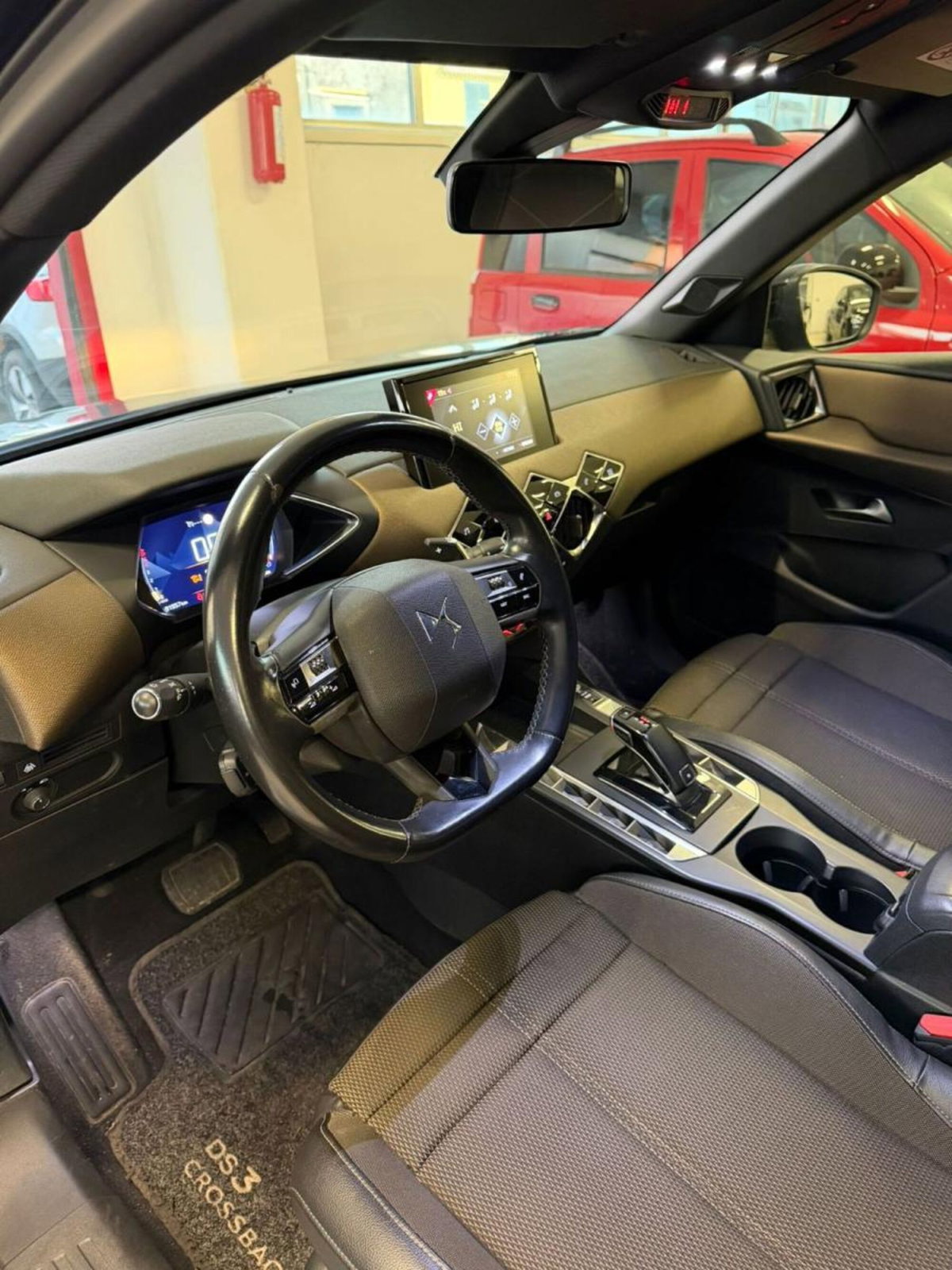 Ds DS 3 DS 3 Crossback BlueHDi 130 aut. So Chic (8)